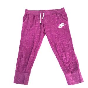 Nike 3/4 Capri sweatpants